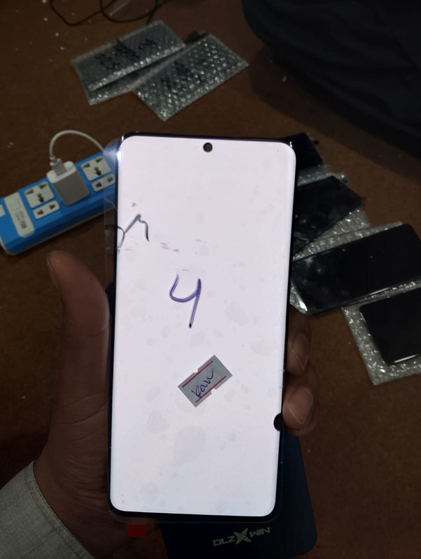 S20 ULTRA PANNEL DOT (A)